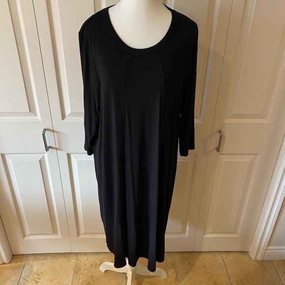 In Every Story Black Soft Jersey Knit Lounge relaxed Midi Dress. Size 1X - Picture 4 of 15
